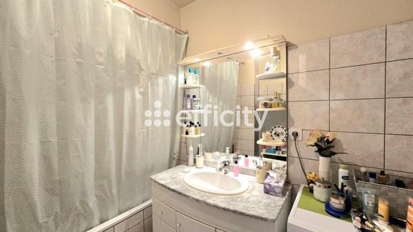 Appartement 3 pièces - 60 m² Exclusivité efficity