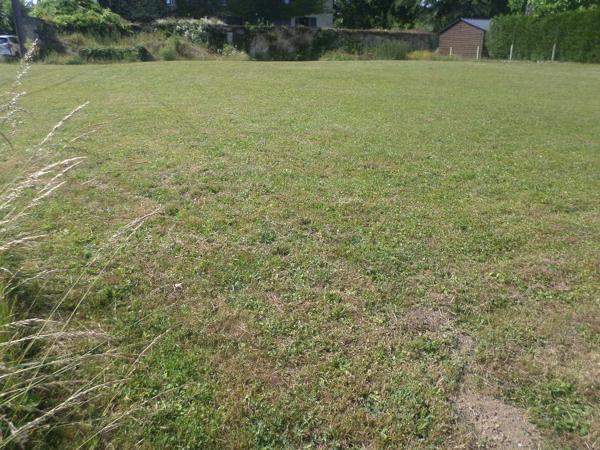 TERRAIN NEUILLY-EN-THELLE Proche 816 m²