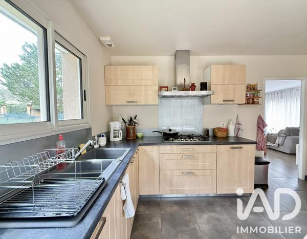 Maison à vendre 6 pièces 130 m² Proissans