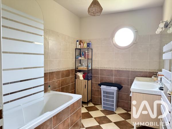 Maison à vendre 6 pièces 130 m² Proissans