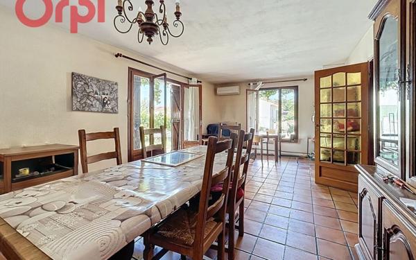 Maison à vendre    6 pièces •  Saint-Estève