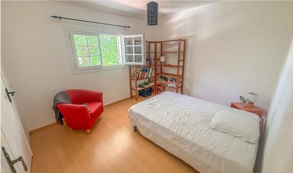 Maison Charmante maison Familiale rénovée 189m² - La Garenne - Coup de coeur ! 189.37 m²