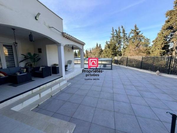 Maison Bagnols Sur Ceze 5 pièce(s) 144 m2