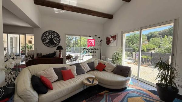 Maison Bagnols Sur Ceze 5 pièce(s) 144 m2