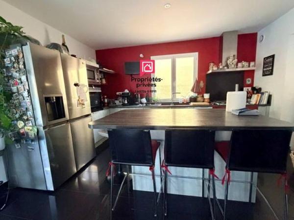 Maison Bagnols Sur Ceze 5 pièce(s) 144 m2