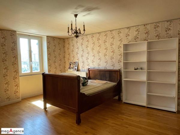 Maison à Sainte-Féréole, 19270 - 7 pièces 152m²