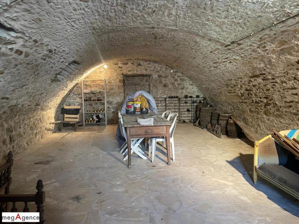 Maison à Sainte-Féréole, 19270 - 7 pièces 152m²