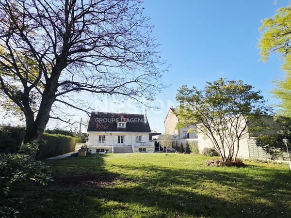 Maison au calme avec jardin, 4 chambres et garage proche Le Mans