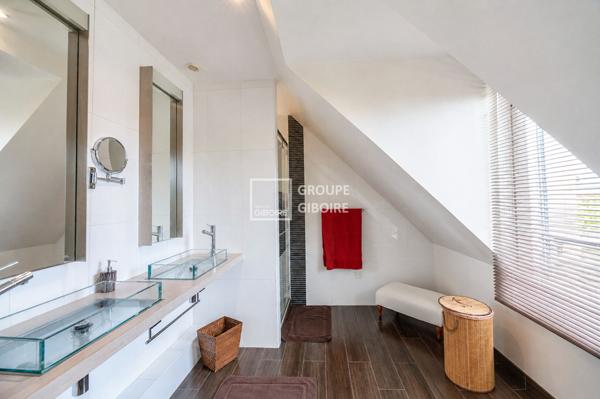 Maison T7 à vendre CESSON SEVIGNE - 175 m² (réf : EJ26676E)