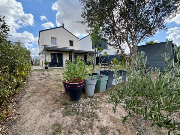 MURS ERIGNE MAISON CONTEMPORAINE DE 2019 AVEC VUE IMPRENABLE SUR LA VALLÉE(49)