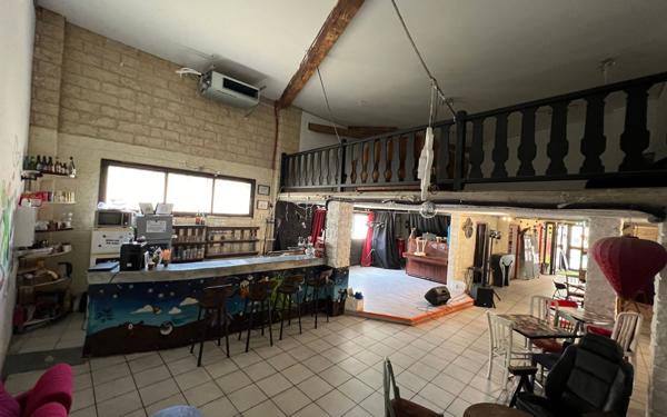 Appartement à vendre    6 pièces • 324 m2 Avignon