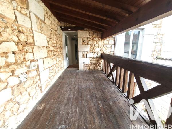 Appartement à vendre 4 pièces 96 m² Montguyon