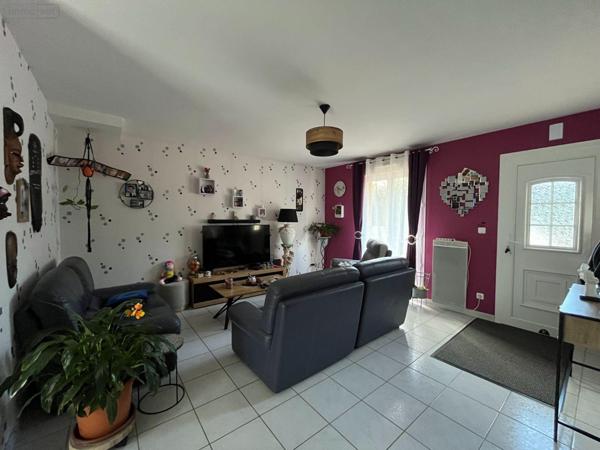 Maison à vendre à Beaumontel dans l'Eure (27170), ref : 27046-83