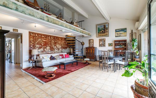 Appartement à vendre    4 pièces • 182,40 m2 Nice