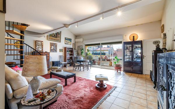 Appartement à vendre    4 pièces • 182,40 m2 Nice