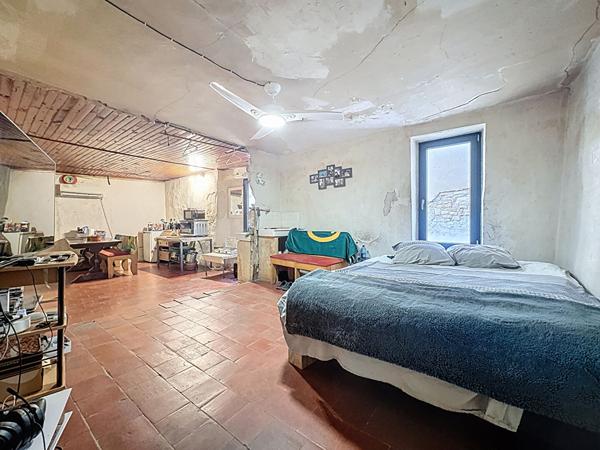 Maison Orange d'environ 107m²