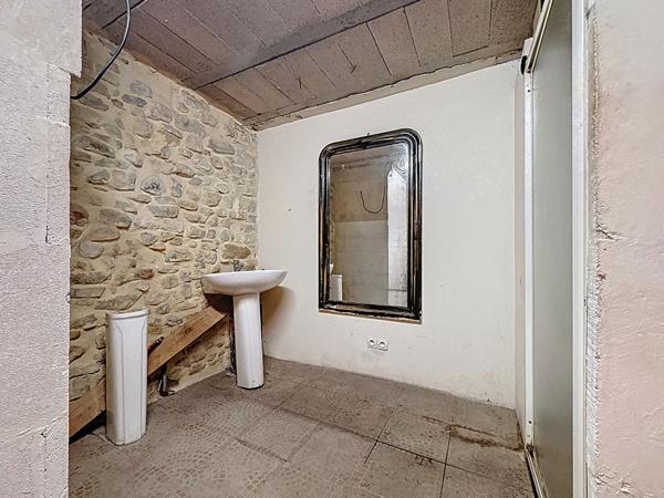 Maison Orange d'environ 107m²