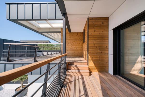 VILLA CONTEMPORAINE DE LUXE PONTAILLAC