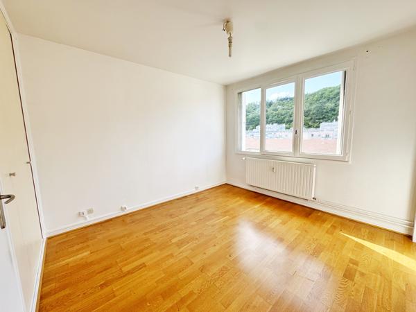 Appartement 4 pièce(s) 2 chambre(s) 79.3 m²