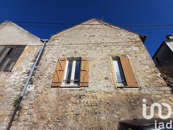 Maison 3 pièces de 55 m² à Montereau-Fault-Yonne (77130)