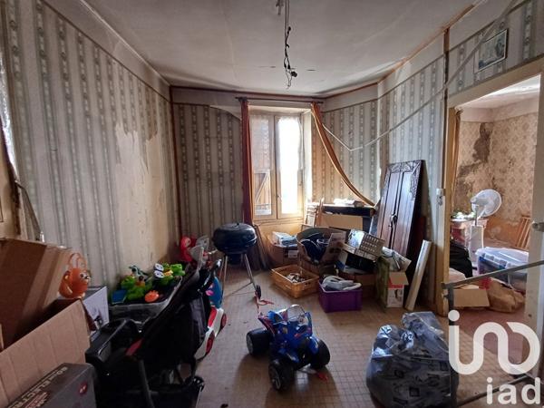 Maison 3 pièces de 55 m² à Montereau-Fault-Yonne (77130)