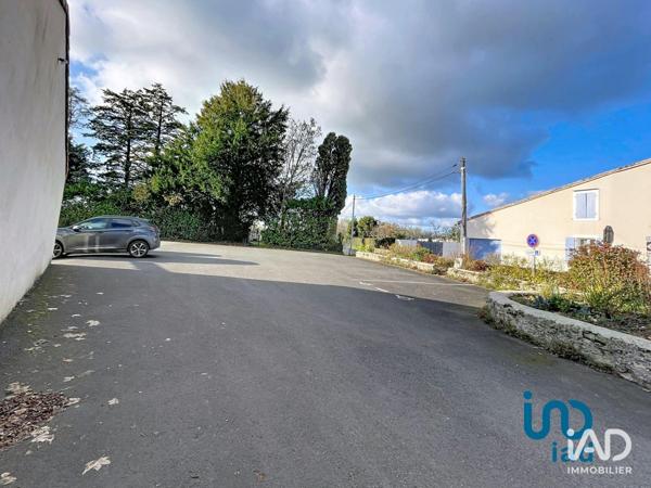 Bar-brasserie à vendre 200 m² Saint-Maixent-de-Beugné