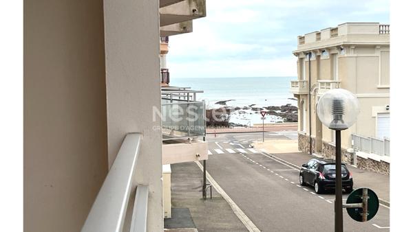 Appartement Les Sables D Olonne Les Présidents 1 pièce 32 m² terrasse vue latérale mer