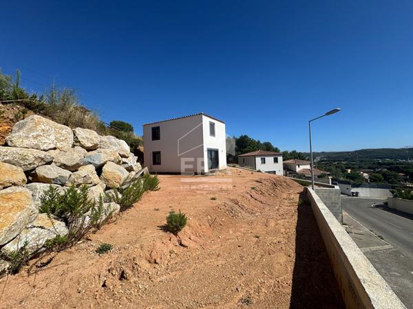 Maison à vendre à Martigues - 4 chambres avec vue mer et canal