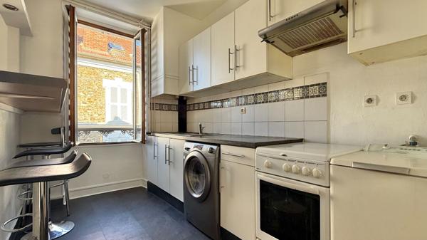 Appartement Corbeil Essonnes 2 pièce(s) 37 m2