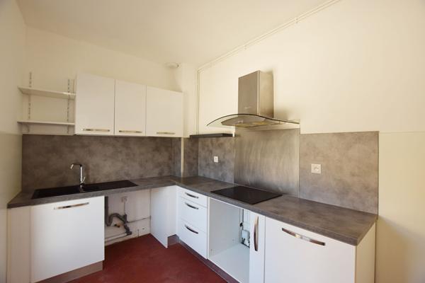 NANGIS CENTRE-VILLE, APPARTEMENT 2 PIECES 36 M² ENVIRON, 1ER ETAGE