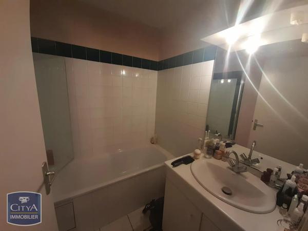 Appartement à louer 2 pièces 45.26m² Agen (47000)