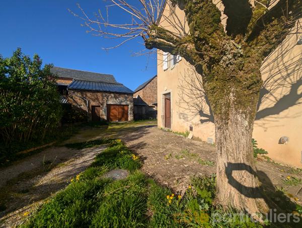 Vente Maison88 m² - 5 Pièces - LUC LA PRIMAUBE (12450)