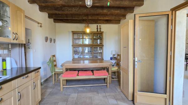MAISON EN PIERRE RENOVEE 7P + JARDIN - ENVIRONNEMENT CAMPAGNE - PROCHE MONTS DE BLOND