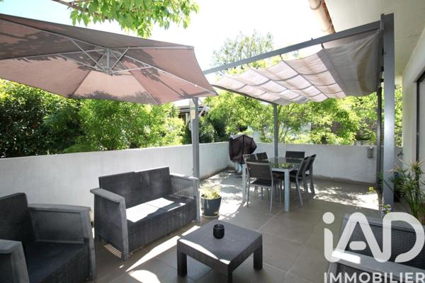 Maison à vendre 7 pièces 235 m² Marseille 12