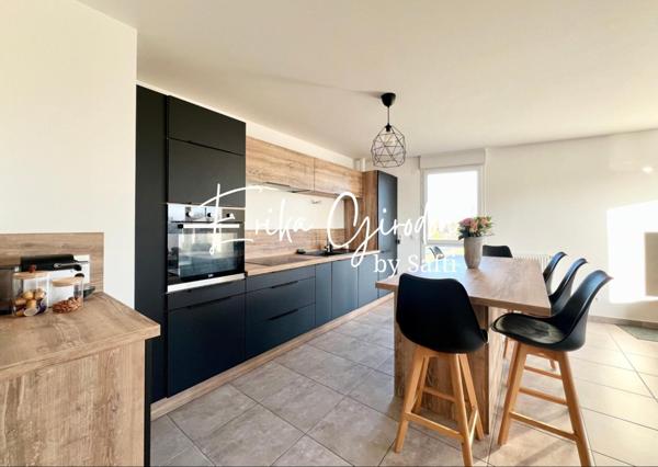 Exceptionnel T4 en dernier étage avec terrasse XXL et garage