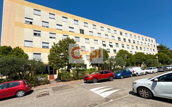 Appartement à vendre    3 pièces • 74 m2 Nice