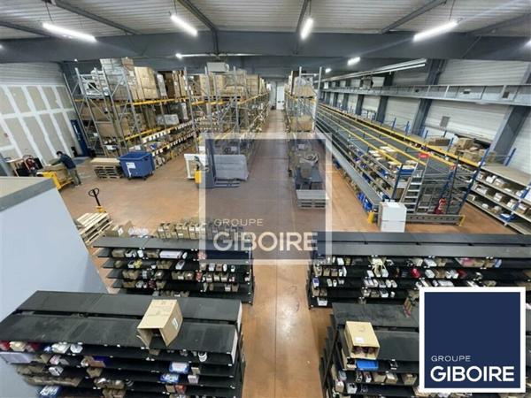 Local d'activites 1857 m² à louer HAUTE GOULAINE (réf : 44.019043)