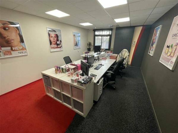 Local d'activites 1857 m² à louer HAUTE GOULAINE (réf : 44.019043)