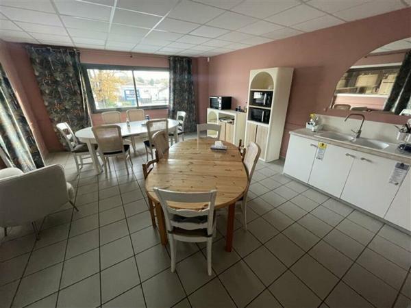 Local d'activites 1857 m² à louer HAUTE GOULAINE (réf : 44.019043)