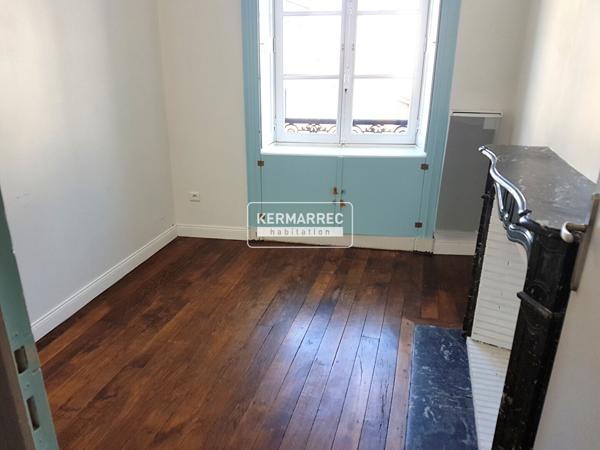 Appartement 3 pièces – 80 m² environ à Vitré (ref : 1582)
