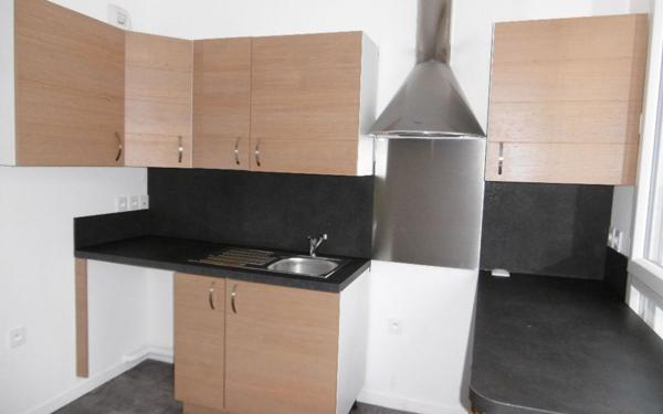 Appartement à louer    1 pièce •  Sainte-Geneviève-des-Bois