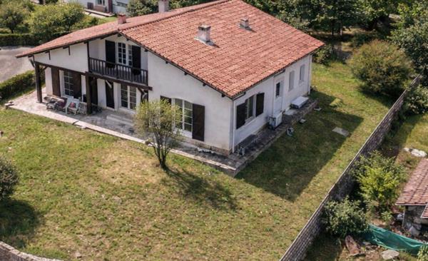 MIMIZAN (40)-Maison basco-landaise de charme - 138 m2 -avec grand sous-sol – Quartier recherché, proche océan et commodités