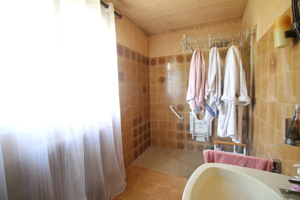 MIMIZAN (40)-Maison basco-landaise de charme - 138 m2 -avec grand sous-sol – Quartier recherché, proche océan et commodités