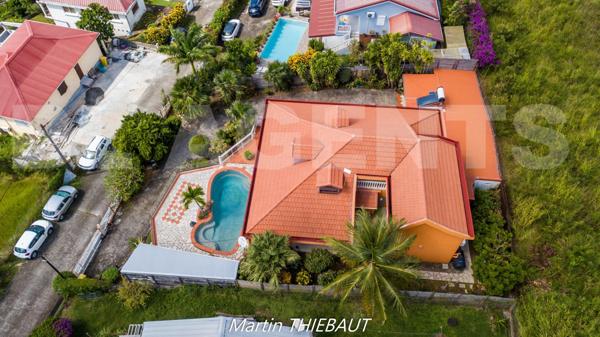 Villa avec vue mer et piscine au Diamant