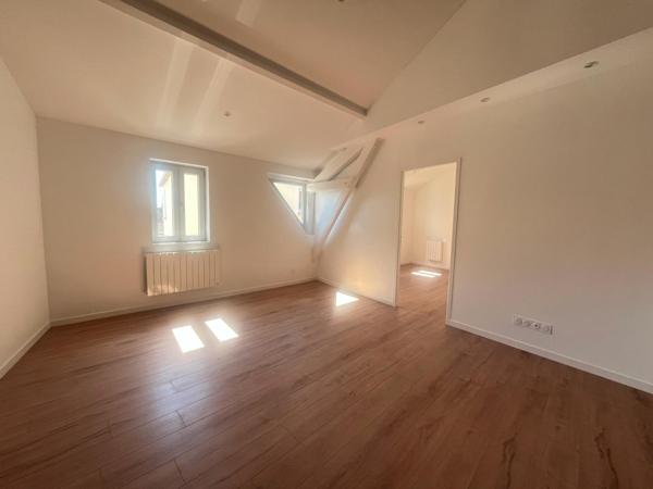 Magnifique appartement de type F3 d'une superficie de 63,82m² idéalement situé dans une résidence neuve.