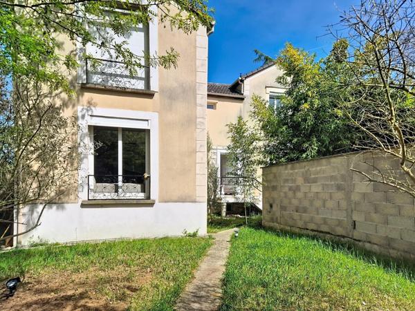 Maison de 120 m² au calme, à finir de rénover
