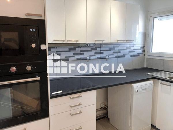 Location Appartement 4 pièces 57.11 m² - 6 RUE CARNAVALET MAGALONE Marseille 13009