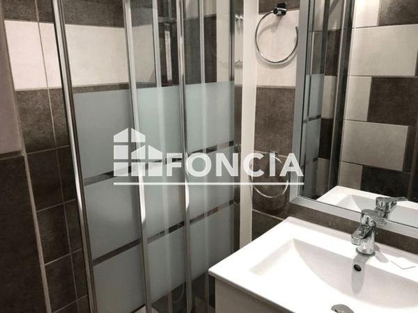 Location Appartement 4 pièces 57.11 m² - 6 RUE CARNAVALET MAGALONE Marseille 13009