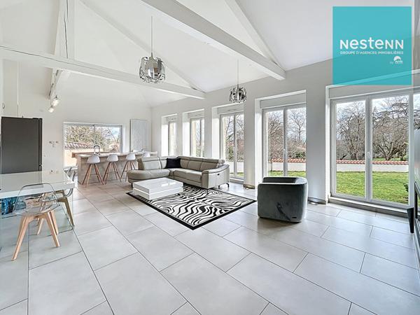 Maison de prestige au coeur de Montbrison - 217 m² habitables environ - 4 chambres - 1420 m² de terrain