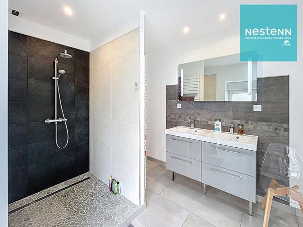 Maison de prestige au coeur de Montbrison - 217 m² habitables environ - 4 chambres - 1420 m² de terrain